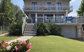 Lake Garda Beach Hostel